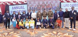 Screenshot 2025 11 22 20 51 36 361 Com.whatsapp 300x145